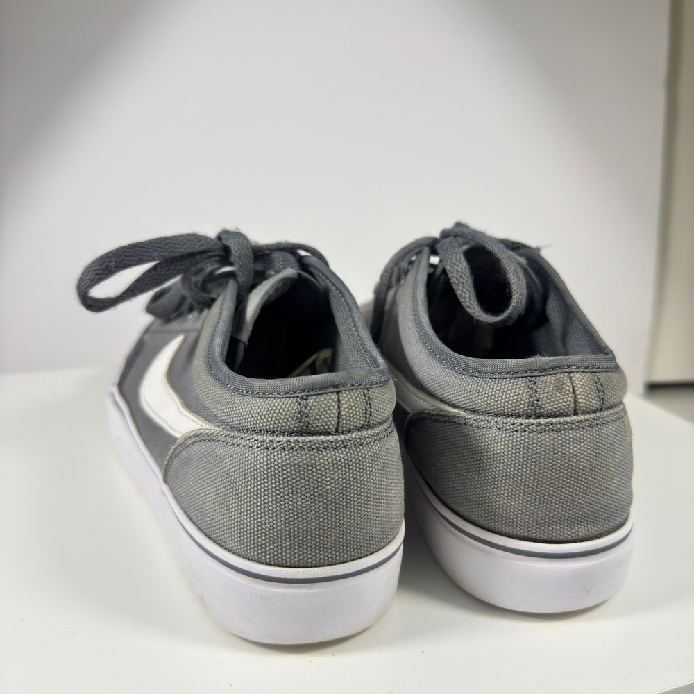Nike SB Satire II Skate Shoes Mens Size 7 Grey Canvas Low Top 555272-091 - Picture 9 of 16